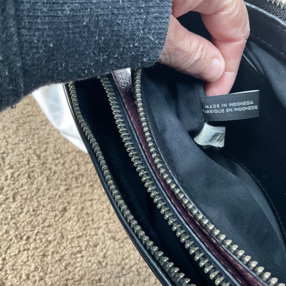 Marc by Marc Jacobs Leather Ligero Double Percy Crossbody in Burgundy - Picture 8 of 13